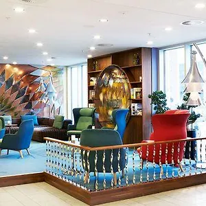 https://tivoli-and-congress-center.copenhagenhotelselect.com